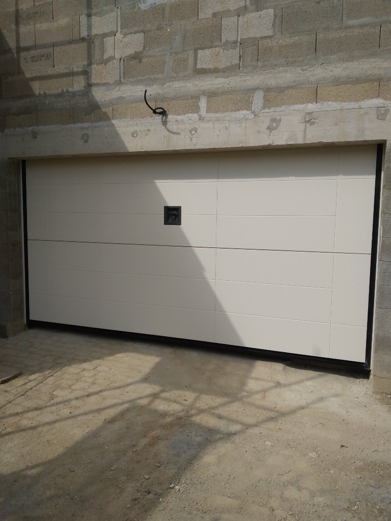 porte-de-garage silvelox -particulier