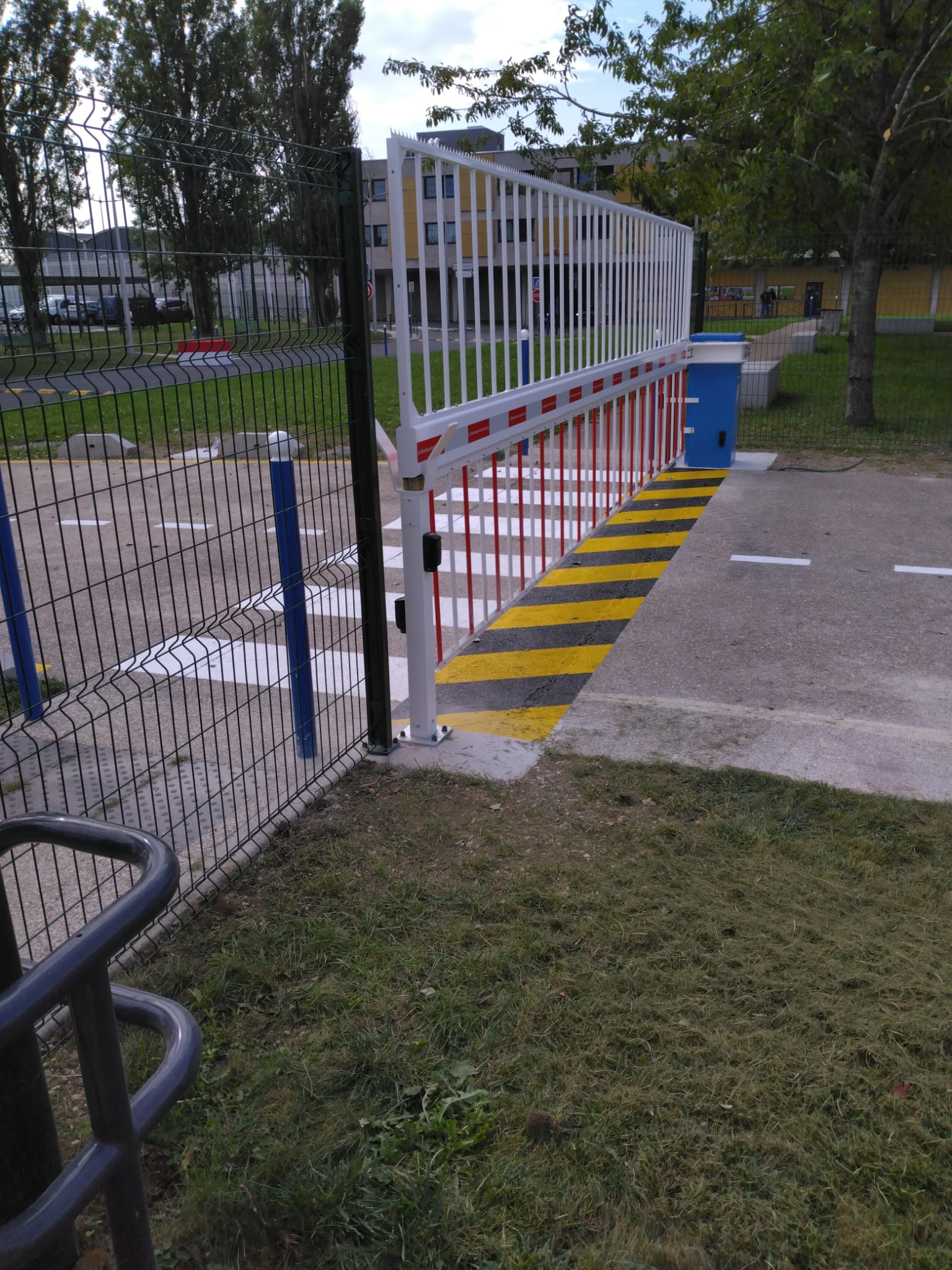 barriere-levante professionnelle