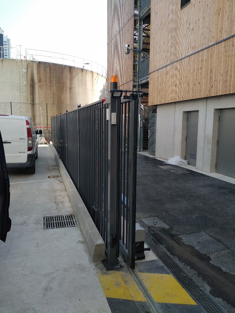 portail-coulissant professionnel